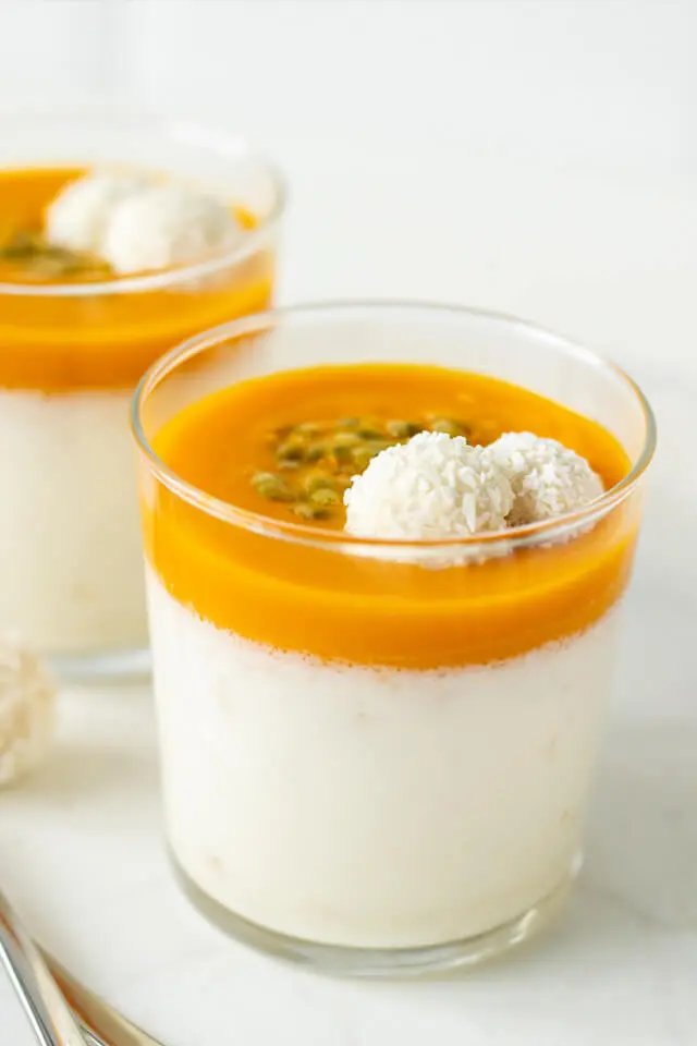 Vorschau Kokos Panna Cotta mit Fruchtspiegel